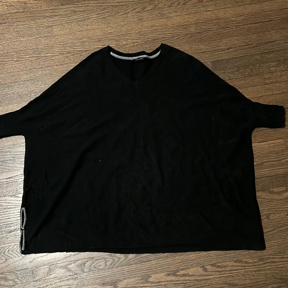 Love token black oversized sweater xs